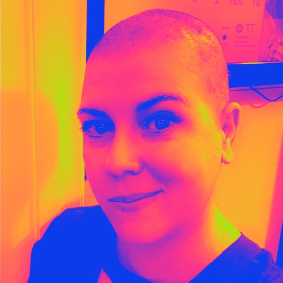 Meet your Posher, Danielle - Picture 1 of 1